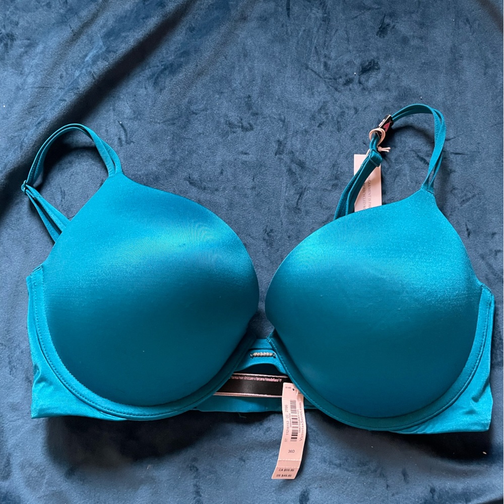 Victoria's Secret Blue T-Shirt Bra with Molded Cups